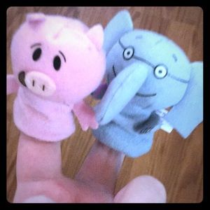 Pig 🐷 and elaphant finger puppet for kids